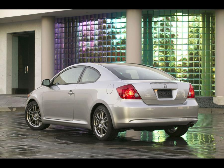  Scion tC 2005 года  (фото 95 из 130)
